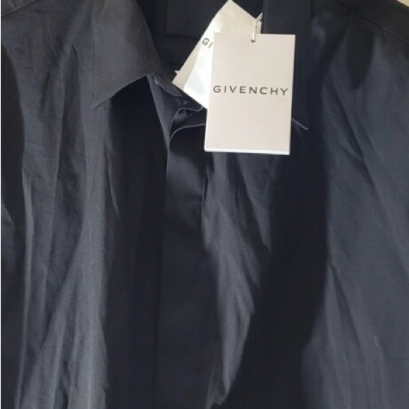 Givenchy Men's Elegant Black Dress Shirt - Picture 3 of 11
